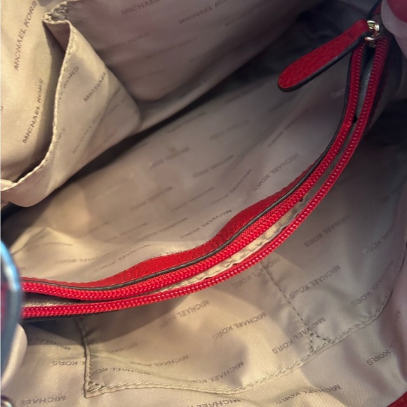 Michael Kors Cherry Red Shoulder Bag - Picture 4 of 12